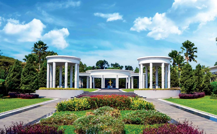 Royal Family — Lestari Memorial Park Karawang